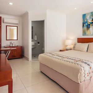 Classic Queen Room
